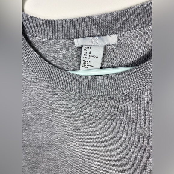 H&M sweater with shirt attachment | size large - Picture 3 of 4